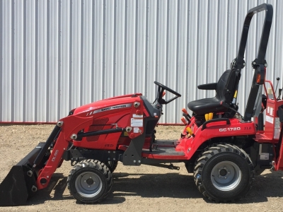 2018 Massey Ferguson GC 1720 TLB
